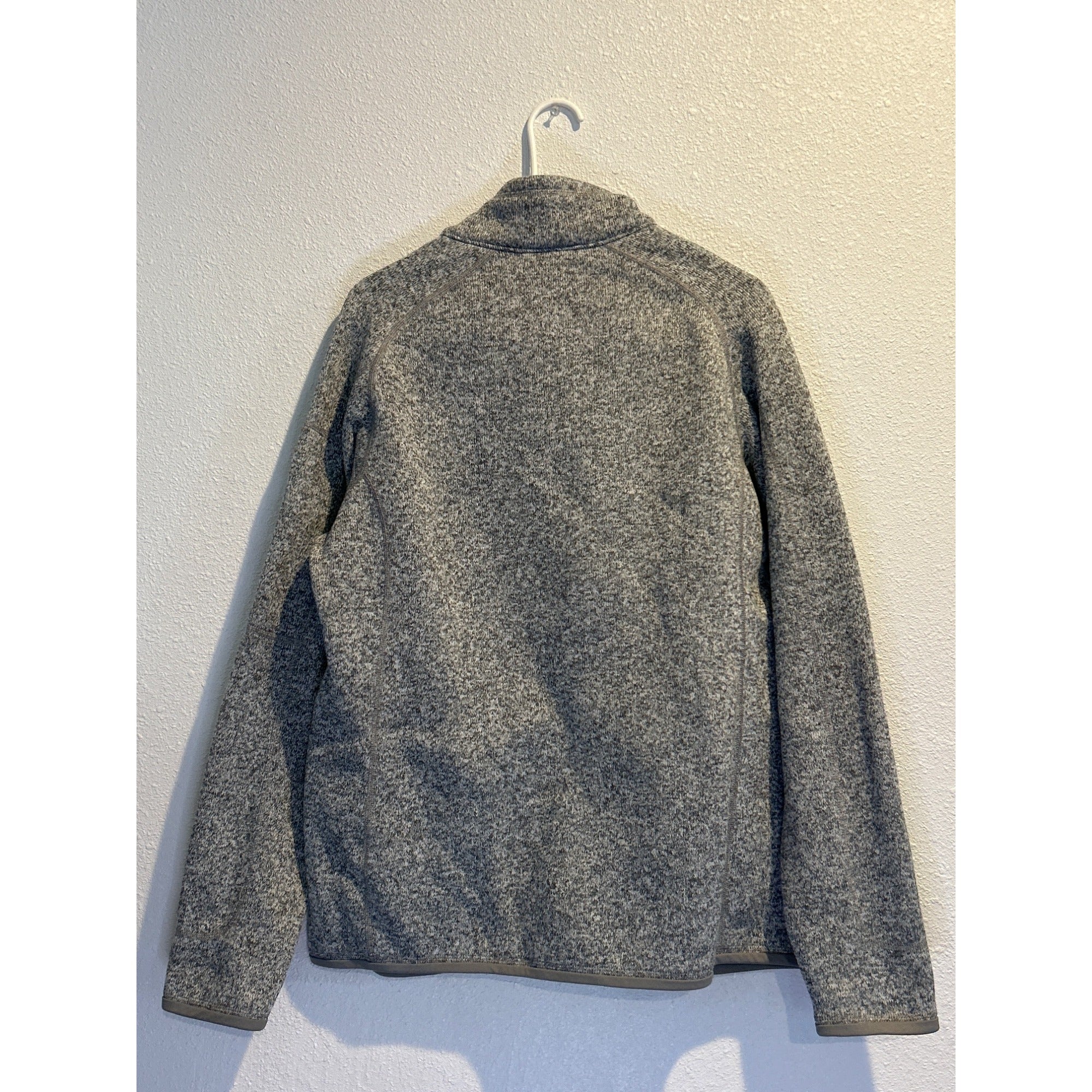 Patagonia (Mens MEDIUM) Gray Polartec Fleece Full Zip Jacket Better
