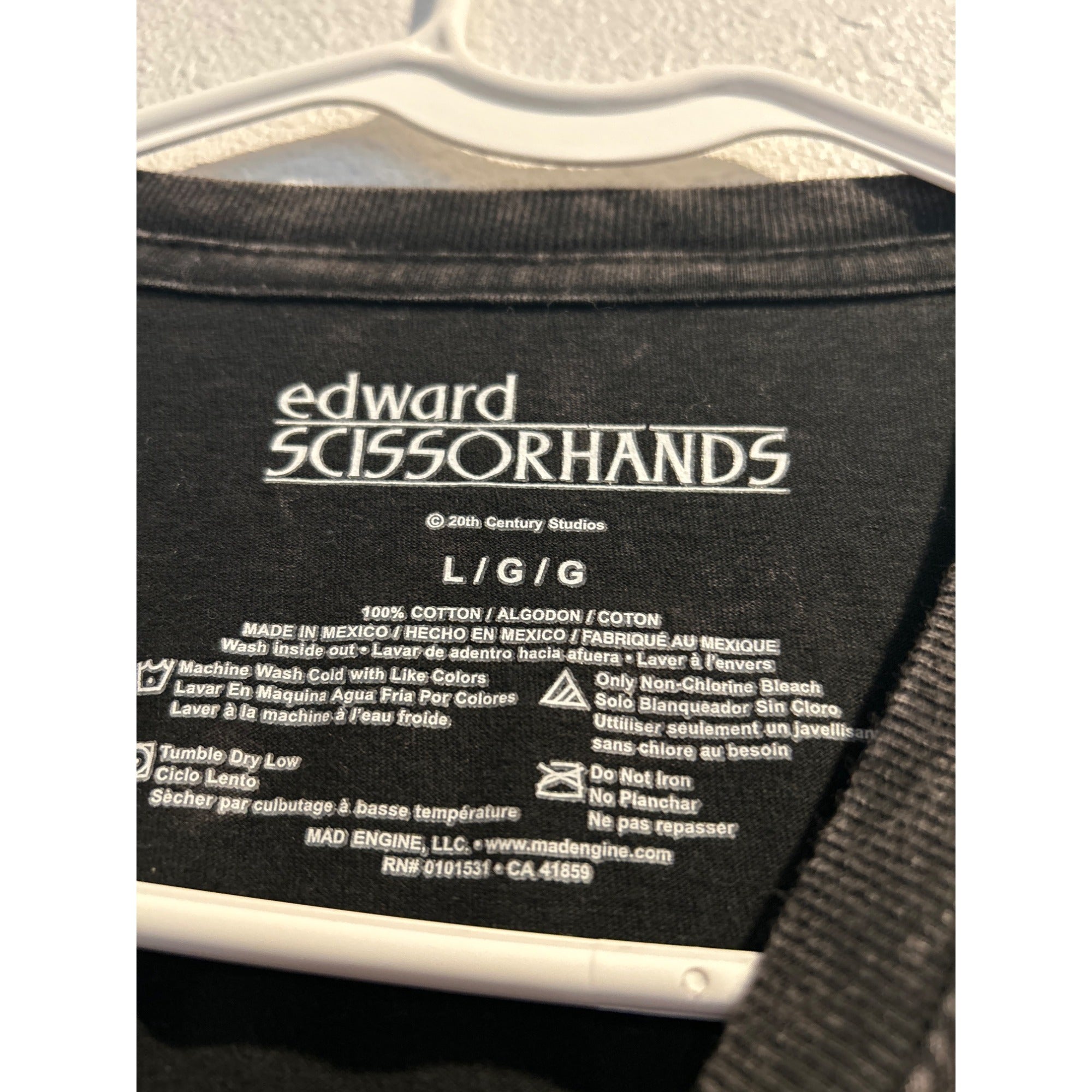Edward Scissorhands Movie T-Shirt Large Dye Not Complete Printed