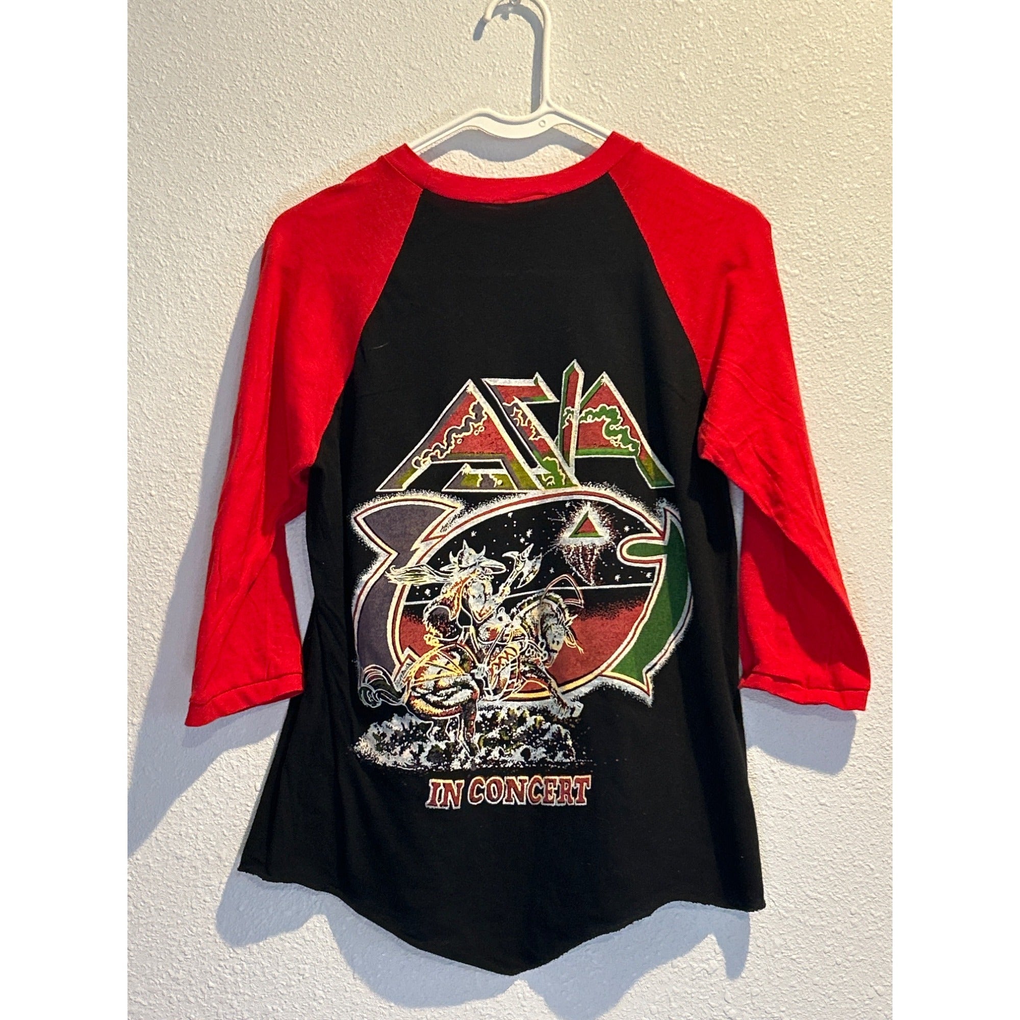 Vintage "Asia" American Tour Rock Band Raglan Tee  Jersey Shirt MEDIUM