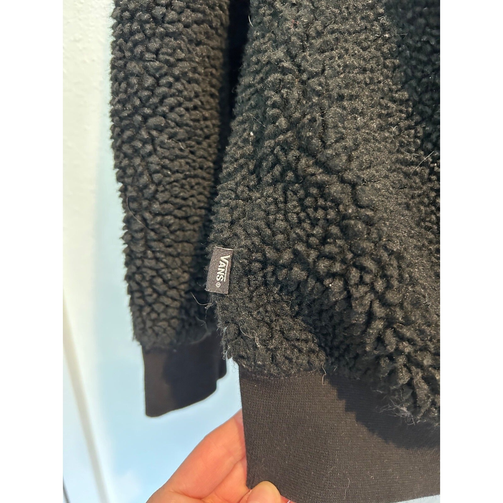 Vans Jacket Mens SMALL High Pile Fleece Full Zip Hoodie Black Sherpa