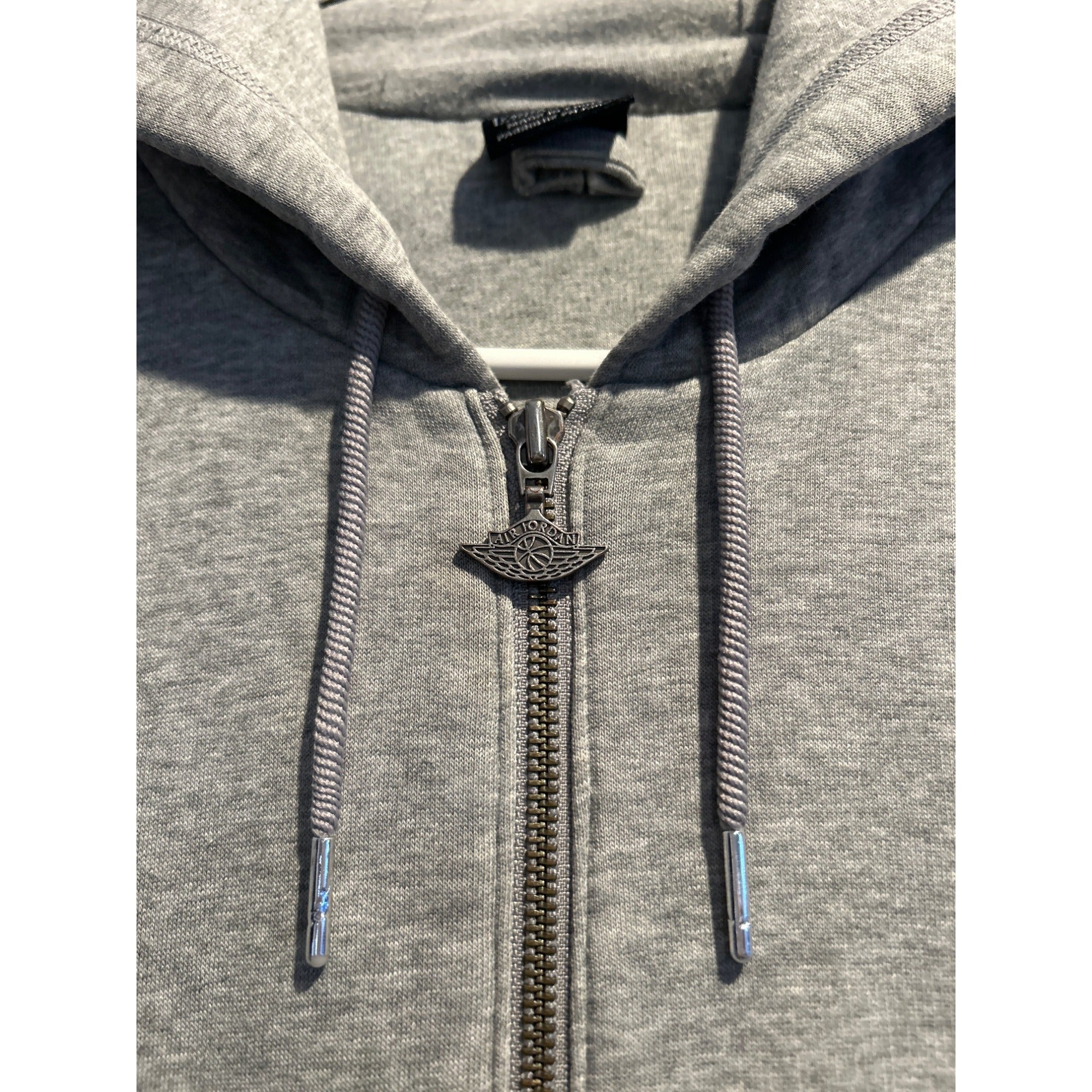 AIR JORDAN (MENS M) Full Zip Gray Basketball Hoodie 355370-063