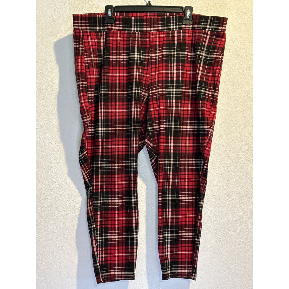 Torrid Women's Size 4X Capri Leggings Maroon & Black Plaid, Stretch Punk Grunge