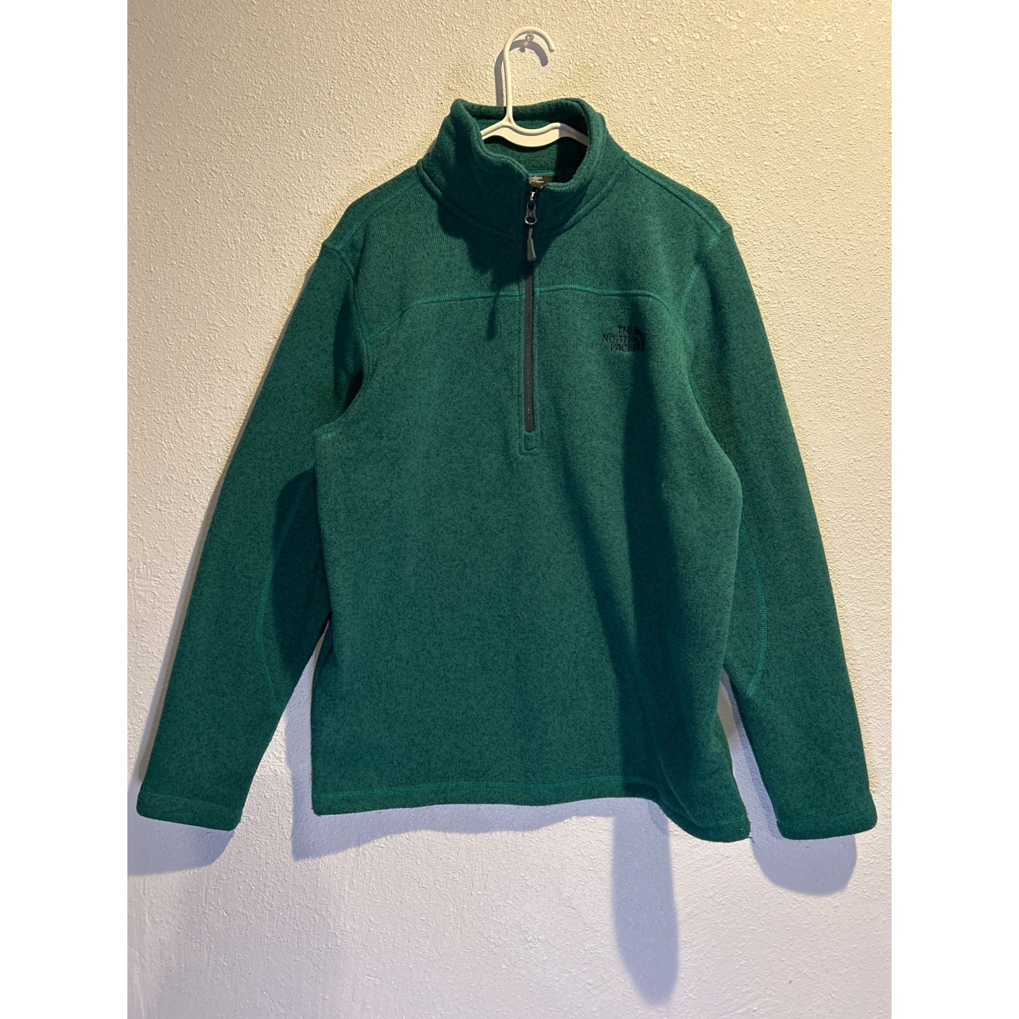 The North Face (Men's MEDIUM) Green 1/4 Zip Fleece Pullover Jacket