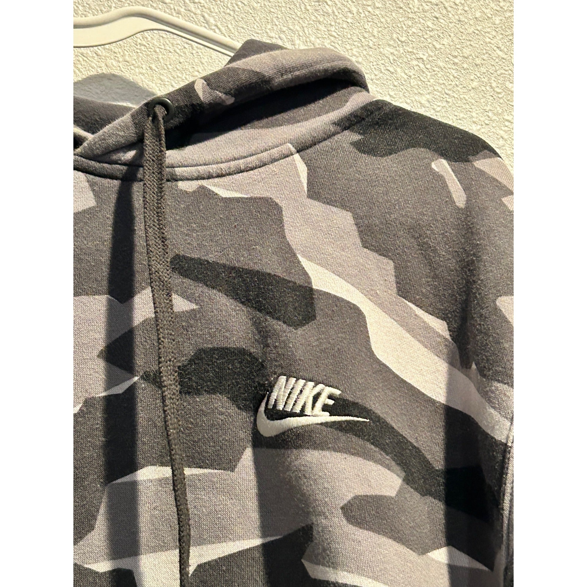 Nike Hoodie (Mens Large) Gray Black Camo Pullover Sweatshirt AR1313-065 Fleece