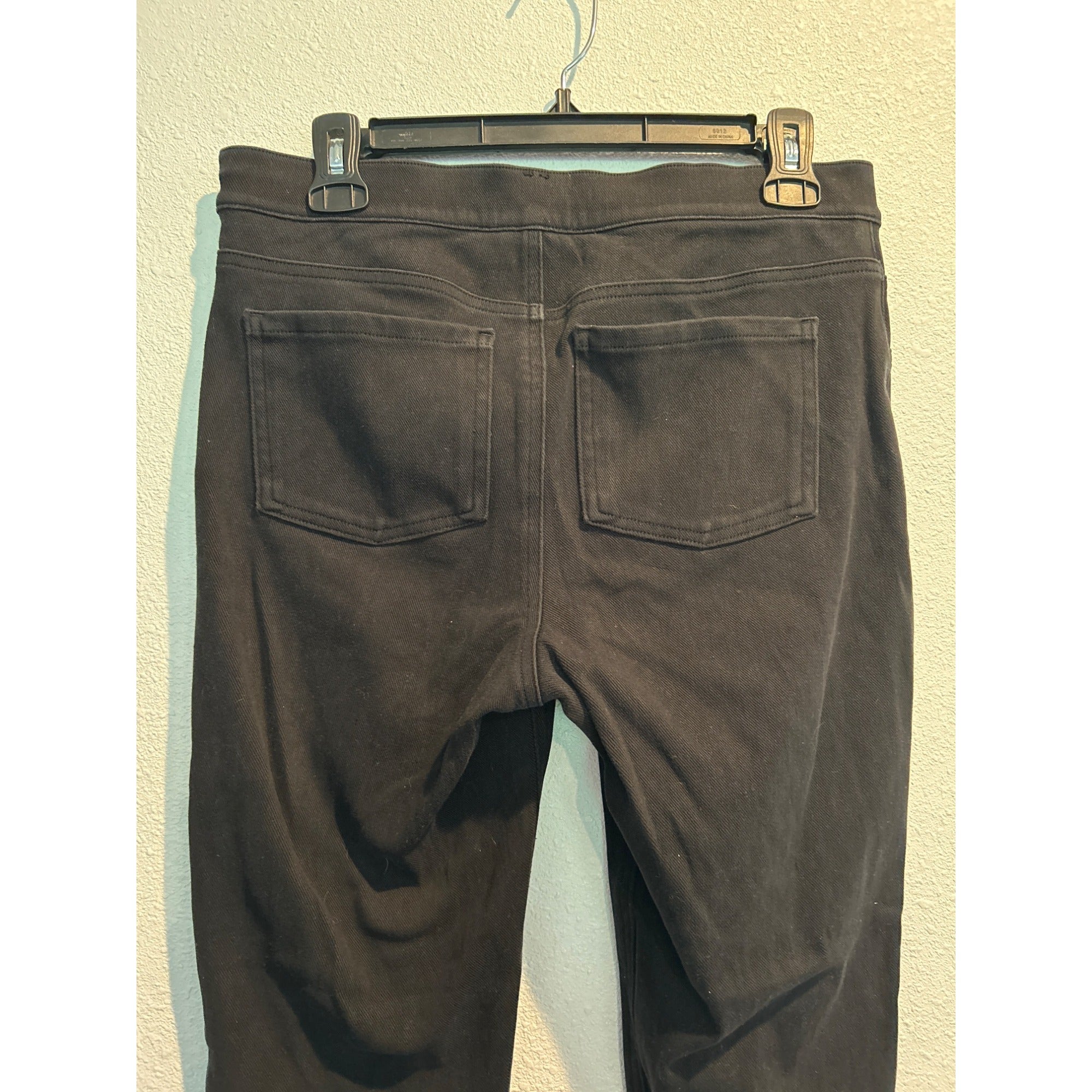 Spanx Skinny Jeans Jeggings Black Pull On Stretch Crop Short Womens MEDIUM