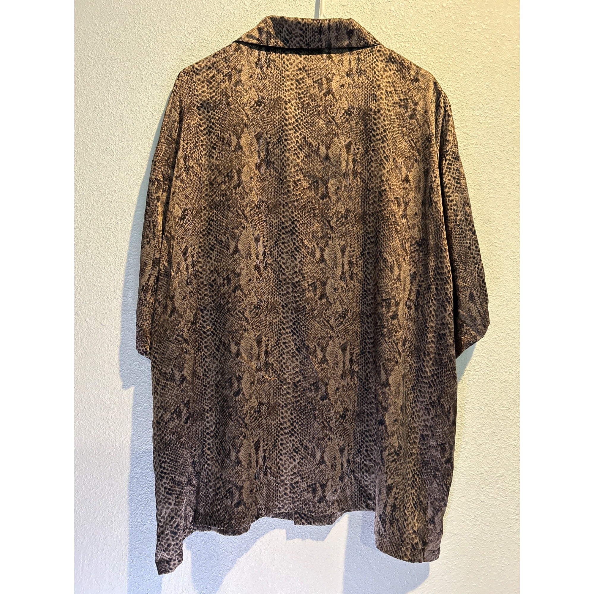 STAFFORD Mens XL Button Shirt SILK Snake Print Animal